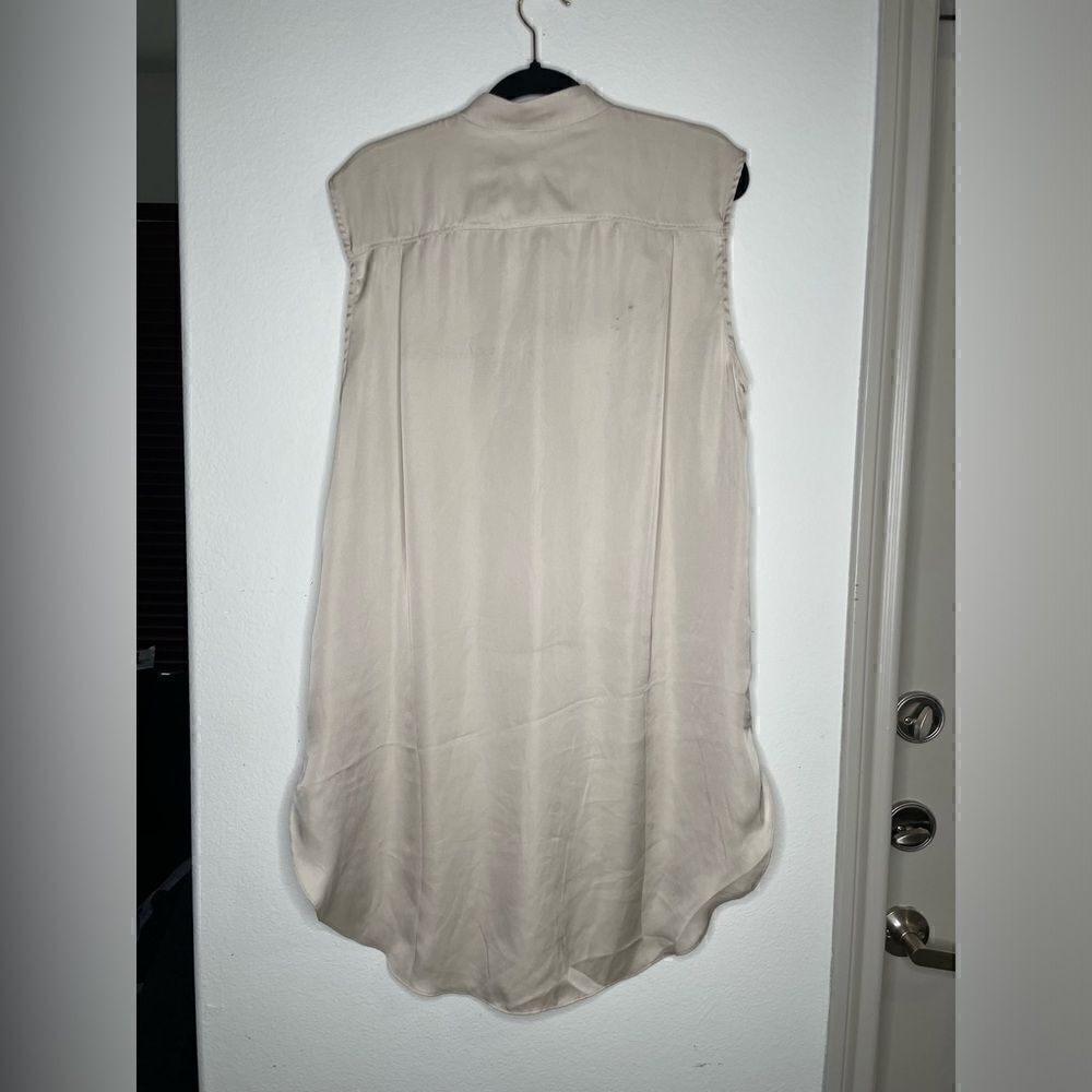 H&M Button Down Blouse - Picture 4 of 8